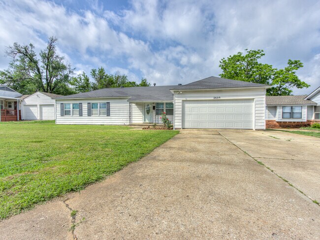 Building Photo - 2609 Mickey Rd