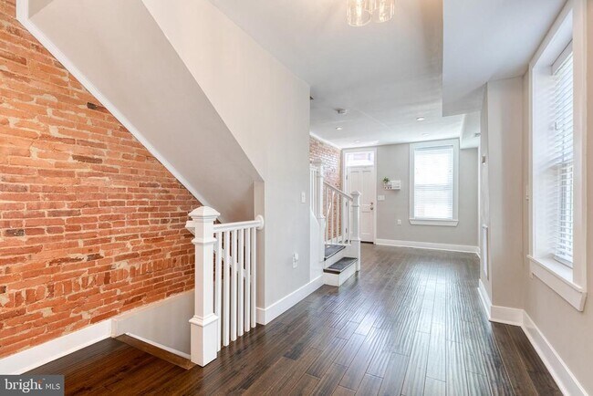Foto del edificio - 734 S Robinson St