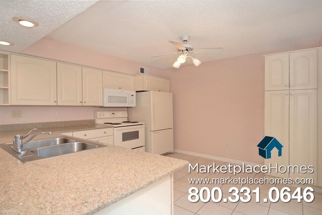 Building Photo - 2 br, 2 bath  - 1500 W Esplanade Ave Apt 3B