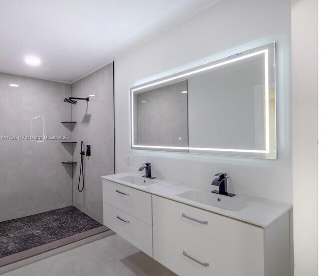 Foto del edificio - 8705 SW 185th Terrace