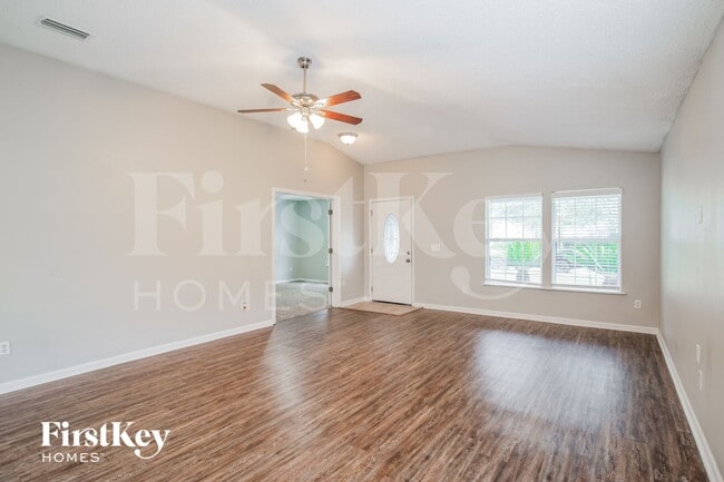 Building Photo - 12241 Pebble Point Dr W