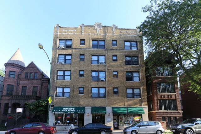 Building Photo - 714 W Belmont Ave