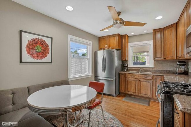 Foto del edificio - 9642 S Knox Ave