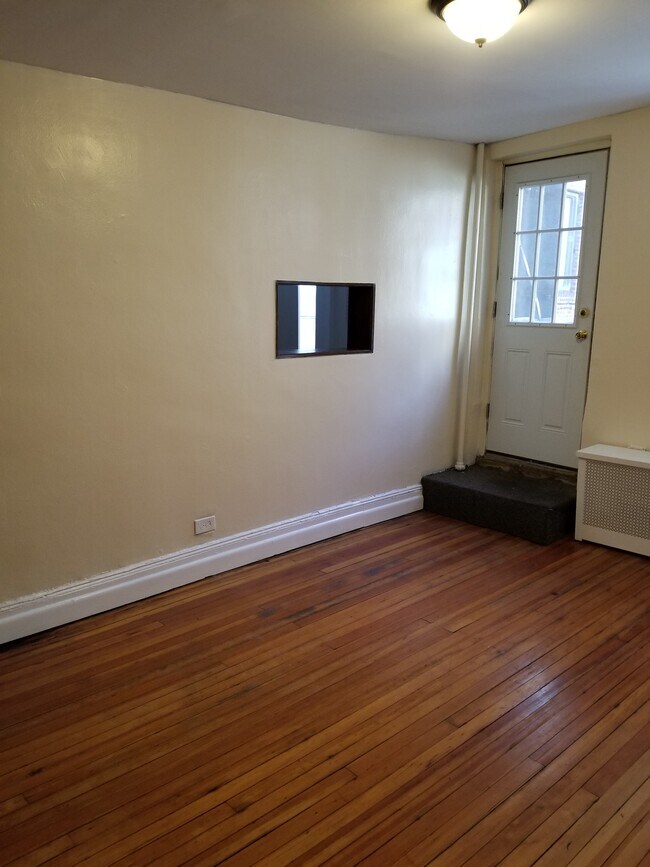 Living Room - 333 1st Ave
