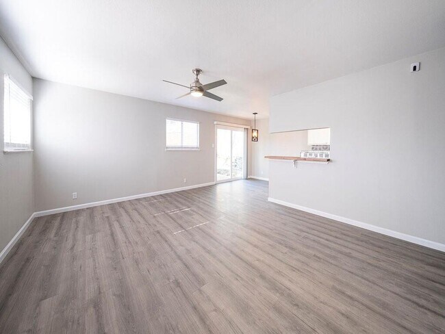 Building Photo - 1702 Rockbridge Ter