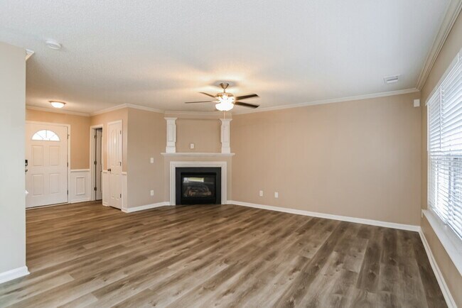 Foto del edificio - 14920 Jerpoint Abby Dr