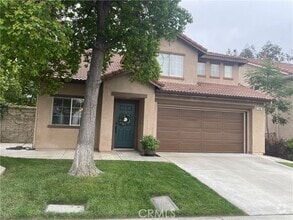 Building Photo - 130 Tamarack Dr