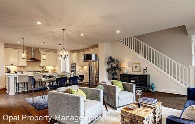 Foto del edificio - 4 br, 3 bath House - 33154 Holly Avenue So...