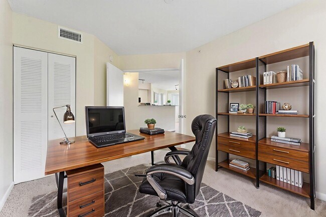Building Photo - 3701 SW Coquina Cove Way