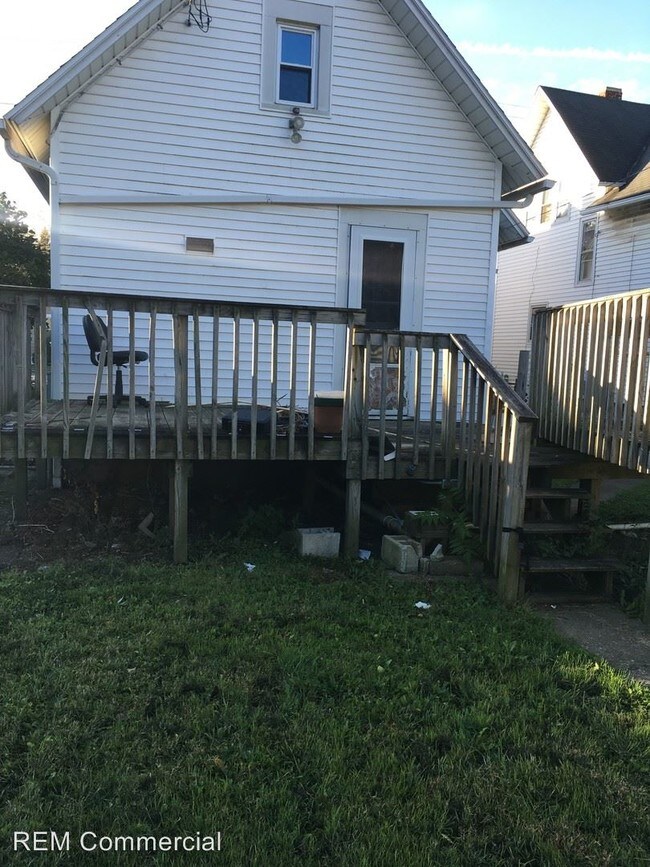 Building Photo - 3 br, 1 bath House - 411 Tyler Street