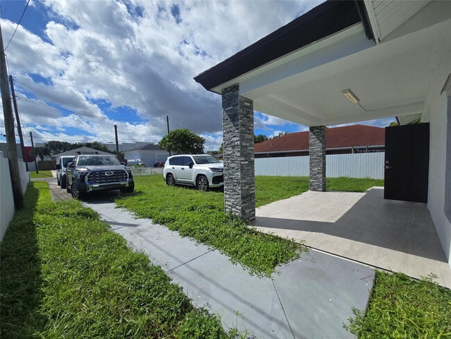 Foto del edificio - 2839 Oklahoma St