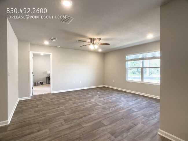 Building Photo - Pet Friendly Rental