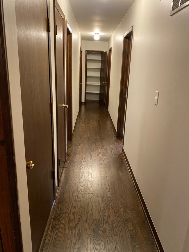 Foto del edificio - 5154 Carol St