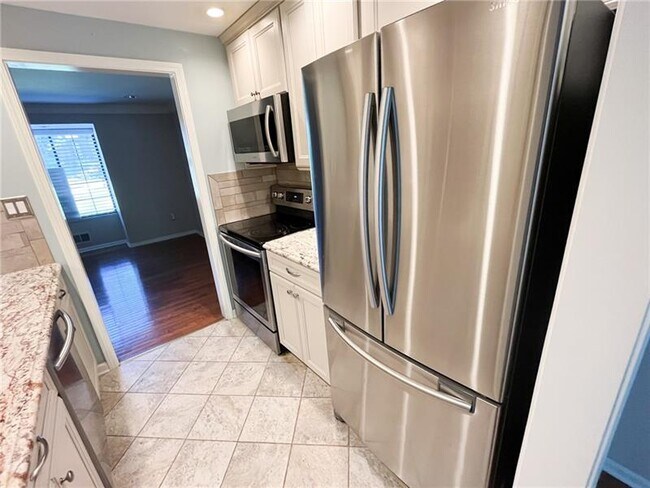 Building Photo - 508 Sewickley Heights Dr