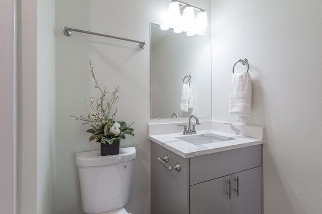 Interior Photo - Urban 33