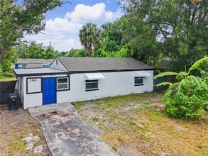 Building Photo - 2848 Harwood St
