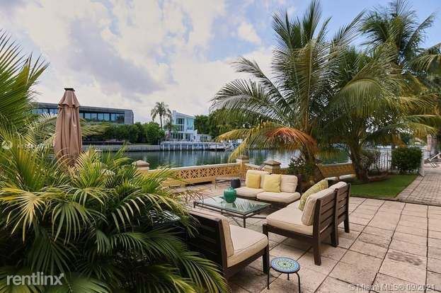 Foto del edificio - 4812 Pine Tree Dr