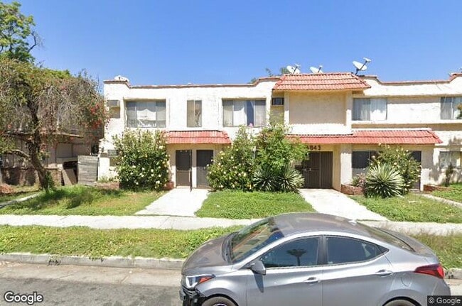 Building Photo - 13843 Sherman Way