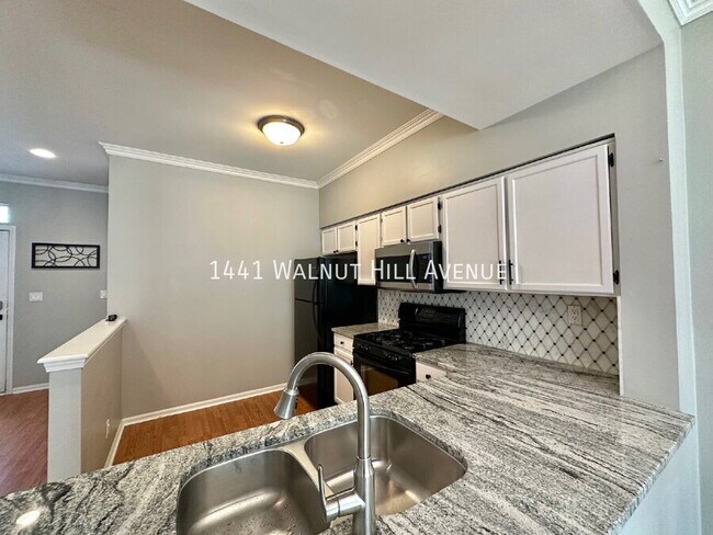 Foto del edificio - 1441 Walnut Hill Ave
