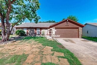 Building Photo - 6006 Cool Springs Dr