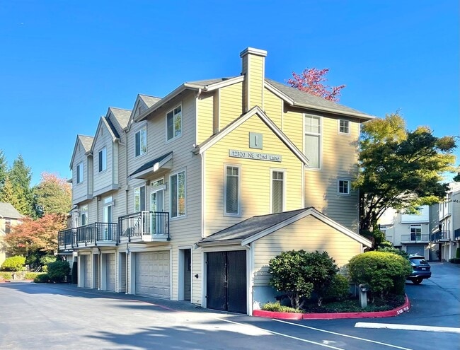 Modern Rose Hill Townhome For Rent In Prim... - Modern Rose Hill Townhome For Rent In Prim...