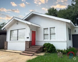 Building Photo - 603 Bres Ave