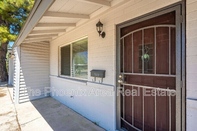 Building Photo - 522 E Balboa Dr