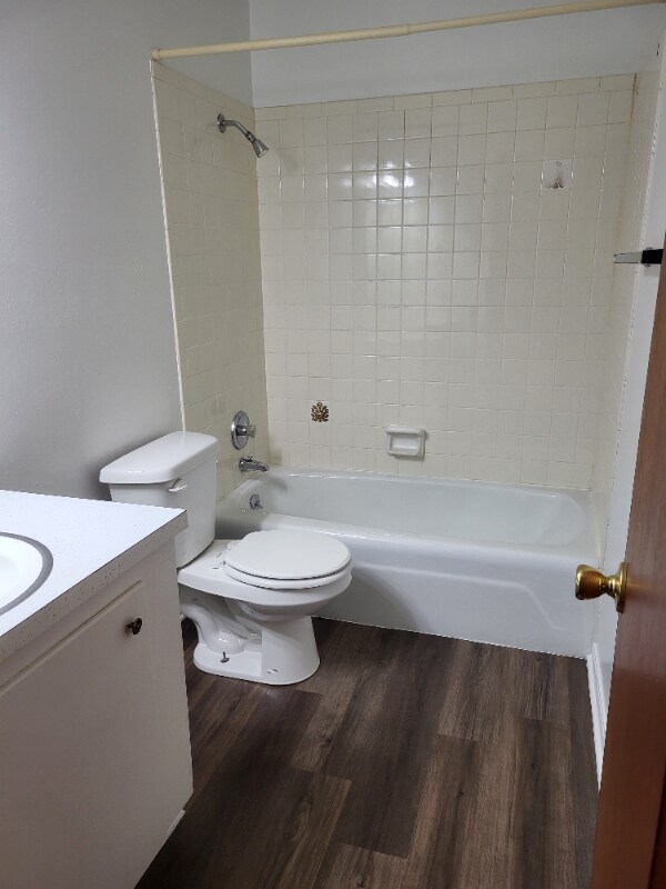 212 N M St Unit READ ALL INFO, Muskogee, OK 74403 Room for Rent in