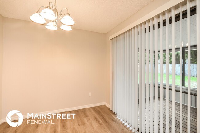 Foto del edificio - 2394 Belen Dr