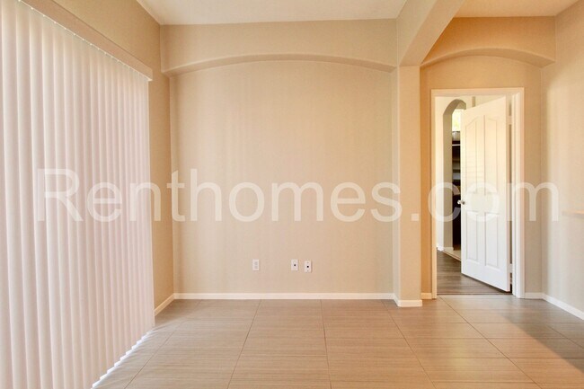Building Photo - Carmel Valley, 3759 Carmel View Rd #1, All Appliances, AC, Fireplace, Garage!
