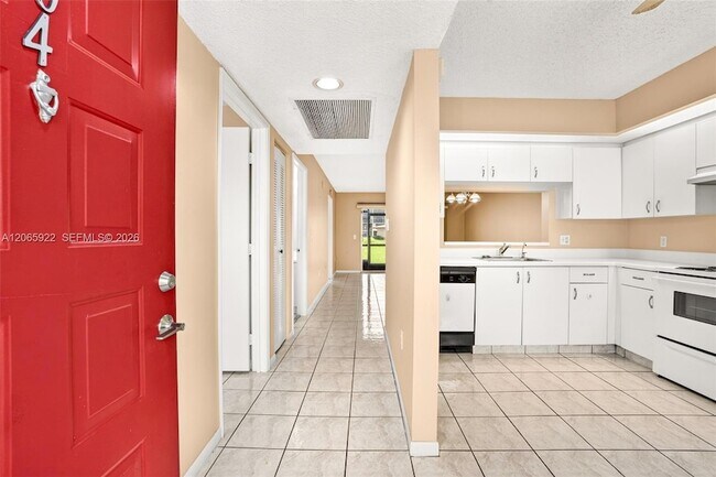 Foto del edificio - 12755 SW 16th Ct