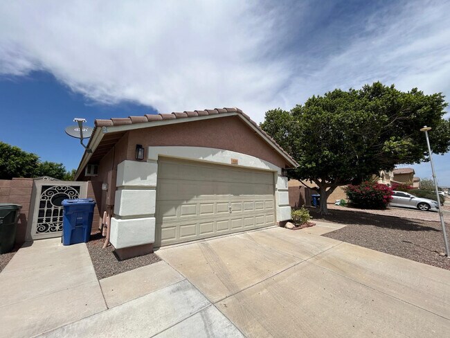 Foto del edificio - 3126 W Zachary Dr