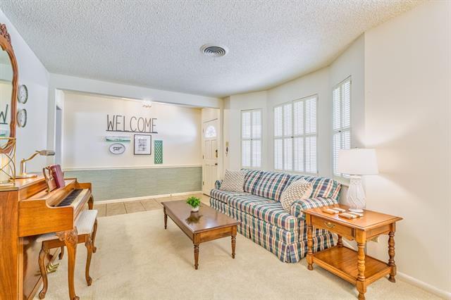 Foto del edificio - 2481 Post Oak Rd