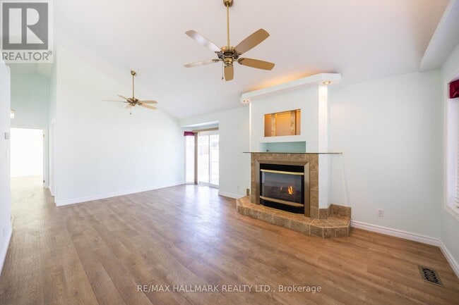 Building Photo - 69 Lawson Rd