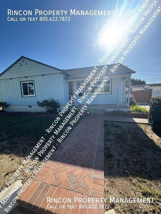 Building Photo - 3 Bedroom Single Family Home in Midtown. A...