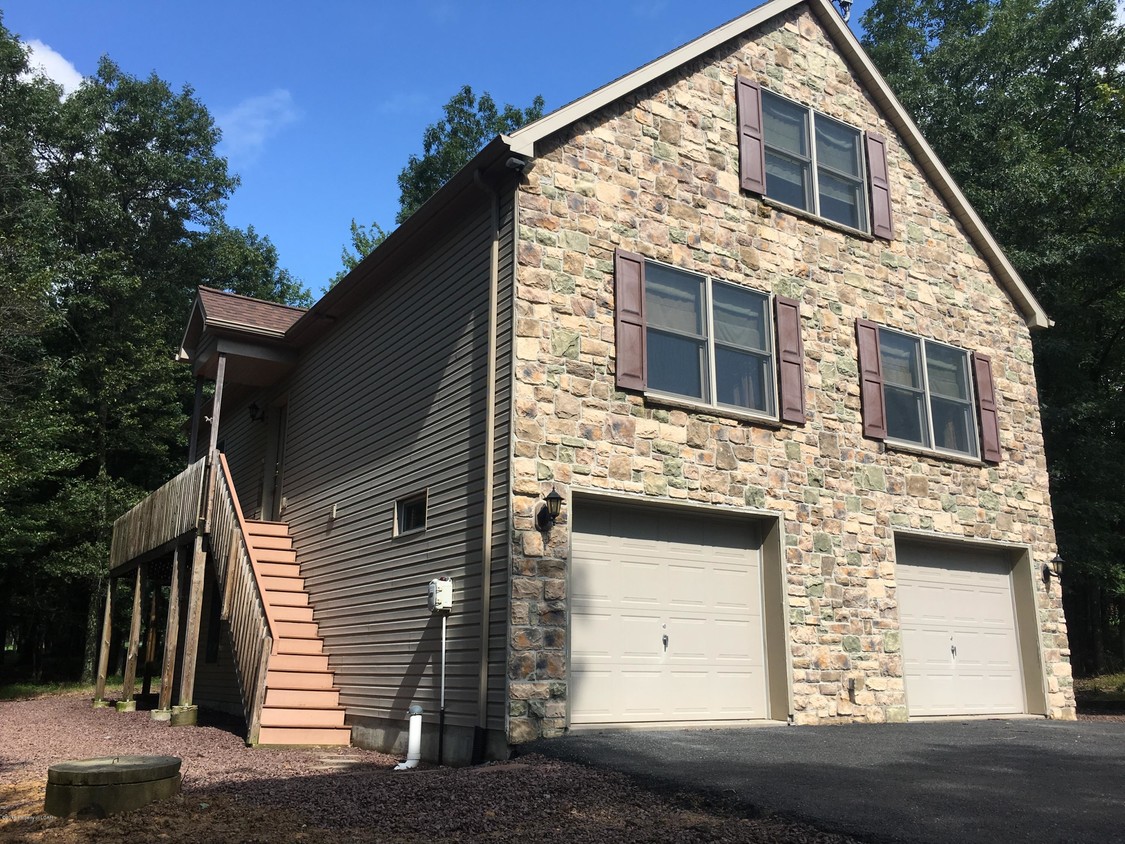 Foto principal - 5 Rosewood Cir
