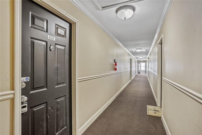 Foto del edificio - 48 Peachtree Ave NE