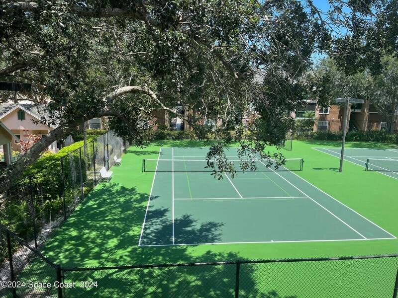 Foto del edificio - 7667 N Wickham Rd