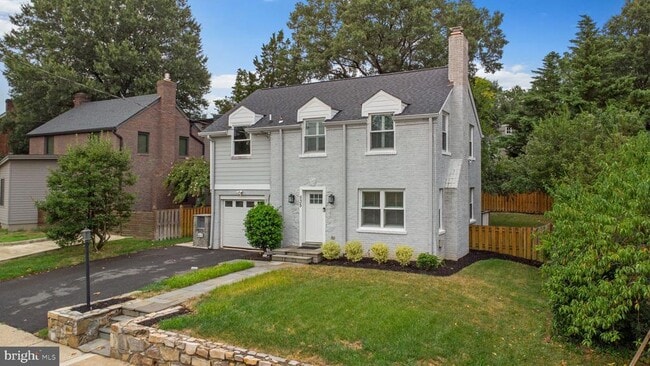Building Photo - 535 N George Mason Dr