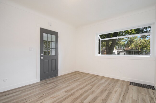 Foto del edificio - 1036 Park St SW