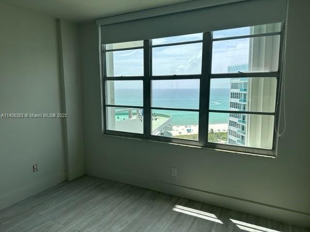 Building Photo - 5151 Collins Ave