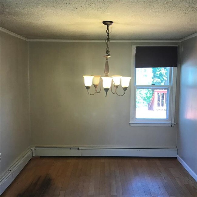 34 Lonsdale St, West Warwick, RI 02893 House for Rent in West Warwick, RI