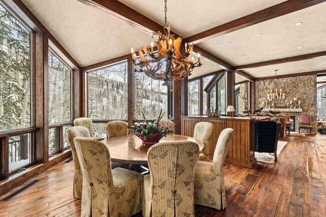 Foto del edificio - 1777 Wood Rd