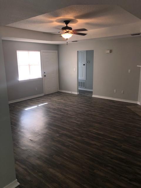 Building Photo - 948 Southern Oaks Ct