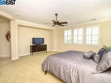 Foto del edificio - 1315 Montrose Pl