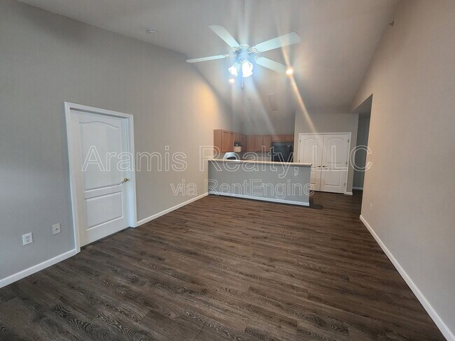 Building Photo - 7712 Autry Cir