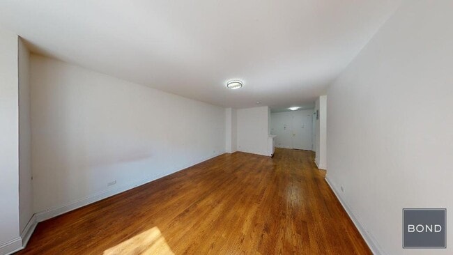 Foto del edificio - 145 E 16th St