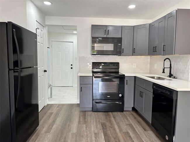 Foto del edificio - 1212 74th St