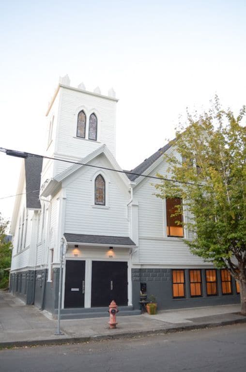 Exterior - 101 NE Morris St