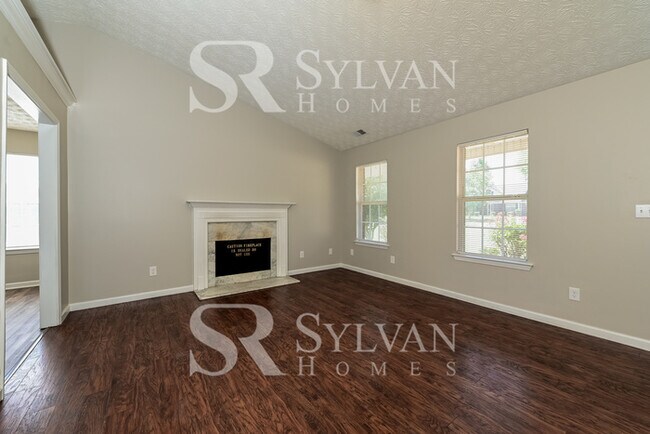 Foto del edificio - Life Just Got Better!